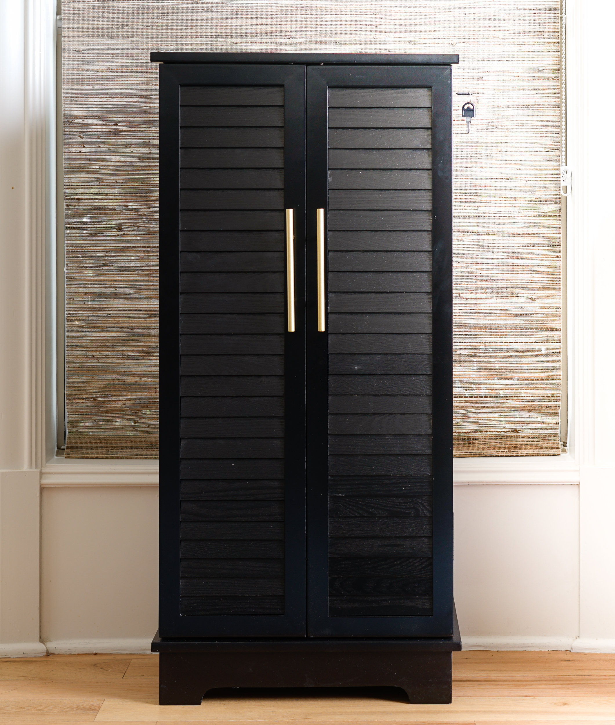 Red Barrel Studio® Harwant Jewelry Armoire with Mirror